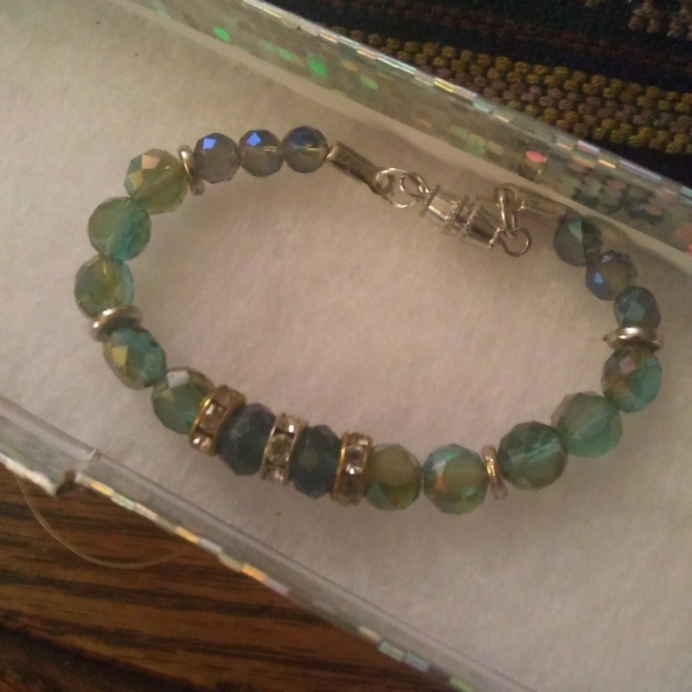 Bracelet